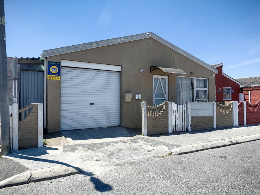 3 Bedroom Property for Sale in Portlands Western Cape